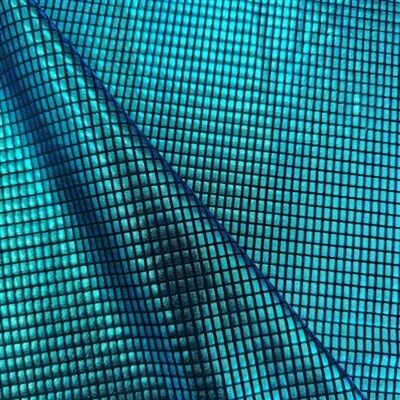 Roheline foolium kootud kangas