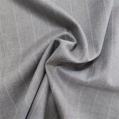 Polü-rayon lõngaga värvitud triibuline riie ülikondade jaoks