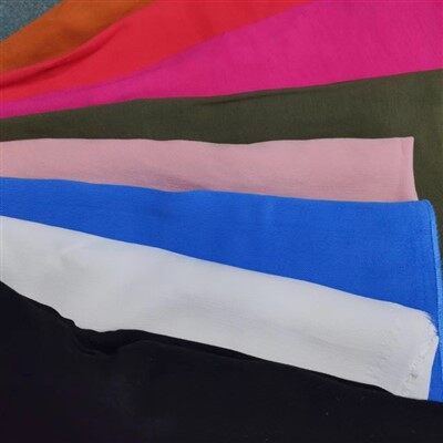 Viskoosist polüestri segust kangas