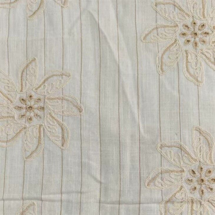 Tecido de bordado floral de faixa