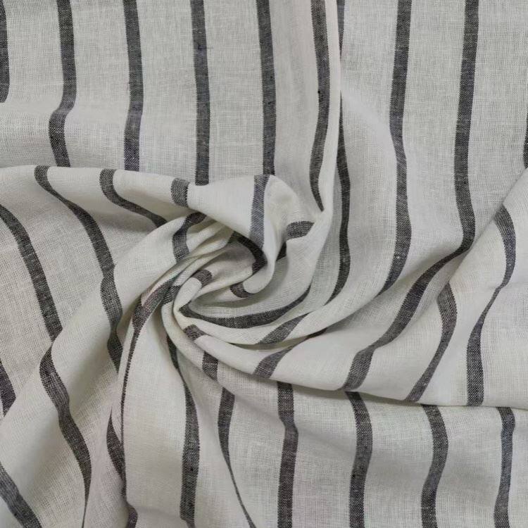 Hvítt og svart röndótt hör Rayon efni