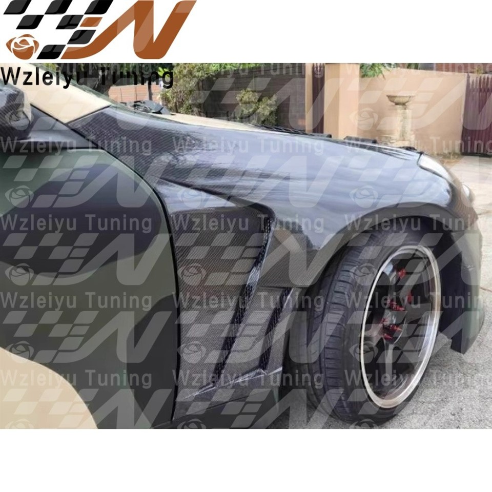 Carbon Fiber Front Fenders Fit For Infiniti G35 Car Fenders price