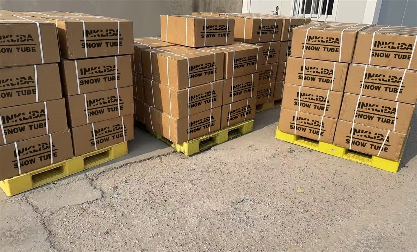 44 Inch Snow Tubing With PVC Bottom For Winter Sports price