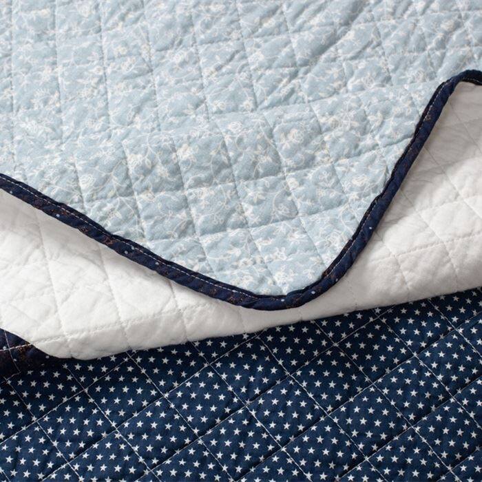 Asymmetric Patterned Patchwork Cotton Quilt Set-4