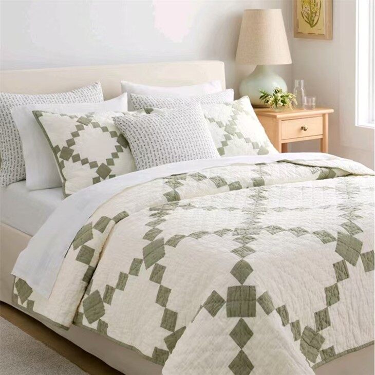 Diamond Patchwork Quilt Set-4