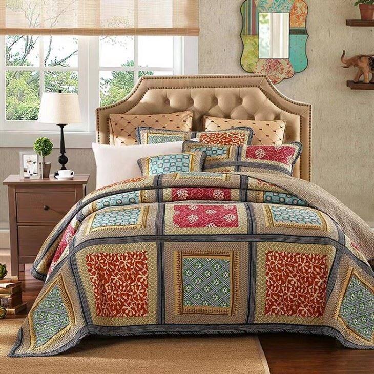 Floral Cotton Patchwork Quilt Set-1