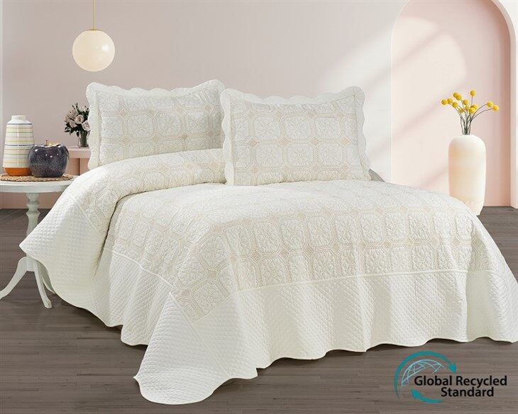 Global Recycle Standard Embroidered Quilt Set-1