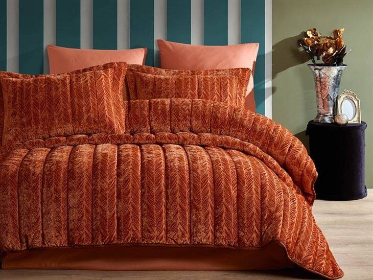Luxury Embossed Flannel Comforter Set-Orange