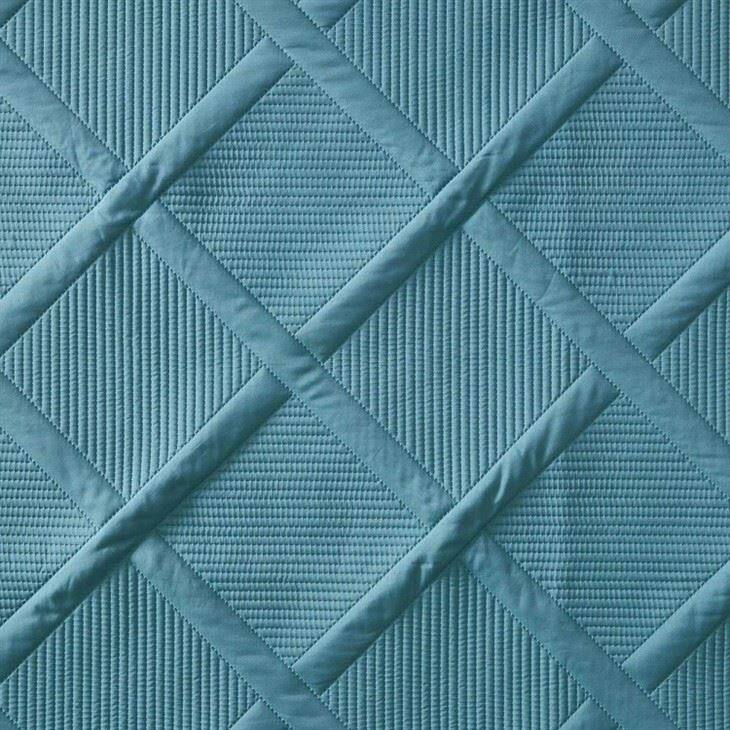 Modern Striped Ultrasonic Quilt Set-3