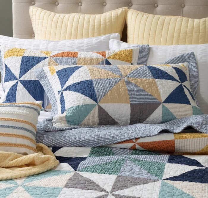 Geometric Pinwheel Patchwork Cotton Quilt Set-1