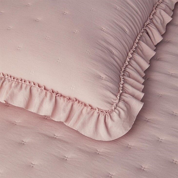 Soft Warm Ultrasonic Quilt Set With Ruffled-2