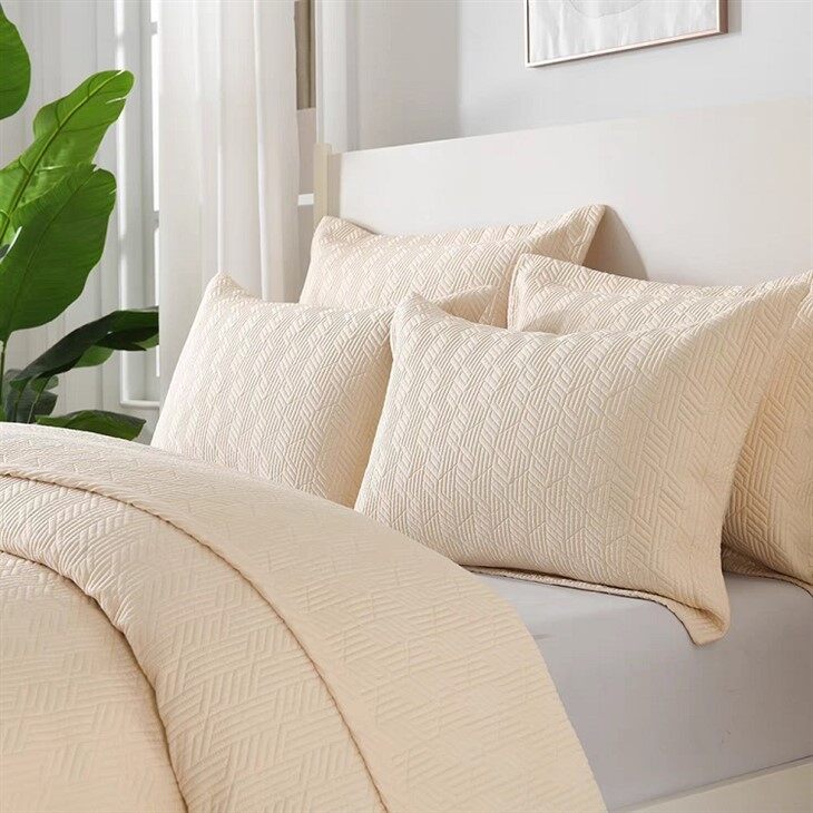 Solid Embroidered Cotton Quilt Set-Goose Yellow