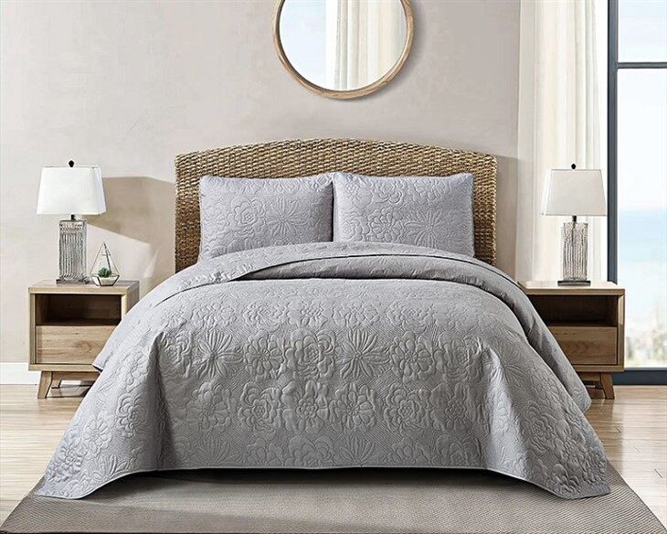 Solid Ultrasonic Reversible Quilt Set-Light Gray