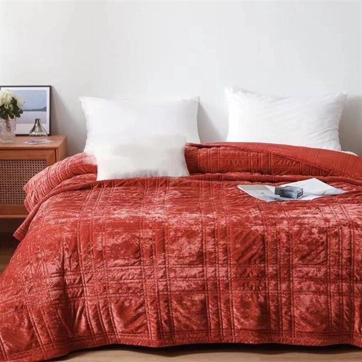 Warm Luxury Greek Velvet Quilt-Red