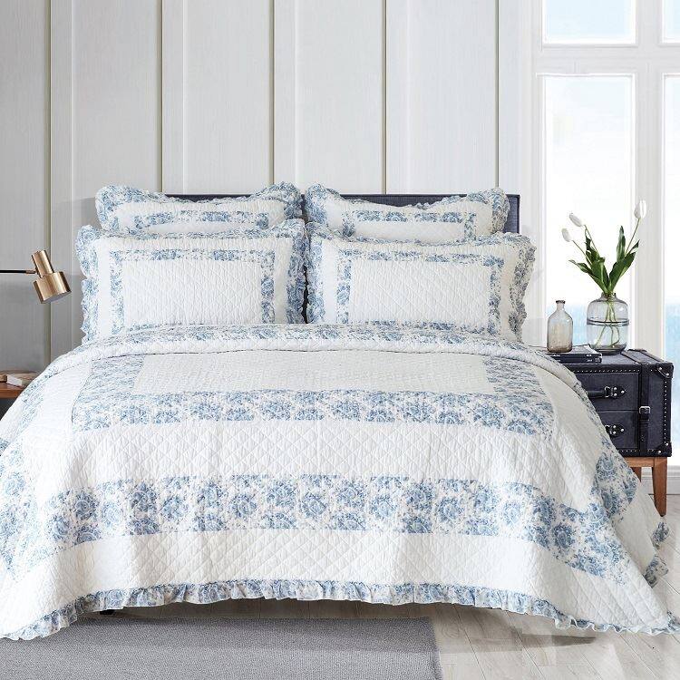 Set de lenjerie de pat cu pilota cu volane