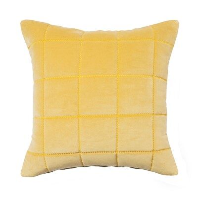 الوسائد المخملية المربعة