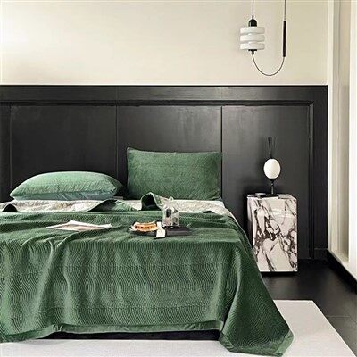 مفرش سرير ذو وجهين مغسول بالحجر