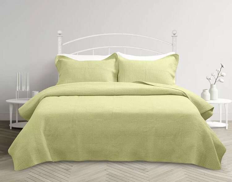 طقم سرير مطرز من القطن الصلب