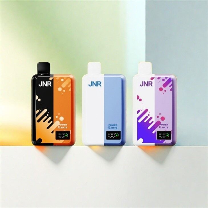 Ekranlı e-sigaralar, cep telefonları için şarj bankaları olarak kullanılabilir