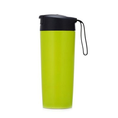 Ruostumattomasta teräksestä valmistettu vesipullo retkeily