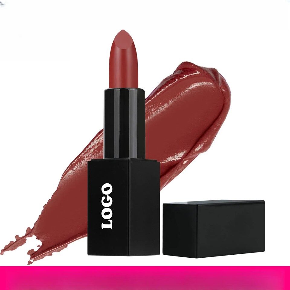 Tabung hitam persegi melembabkan lipstik bibir montok