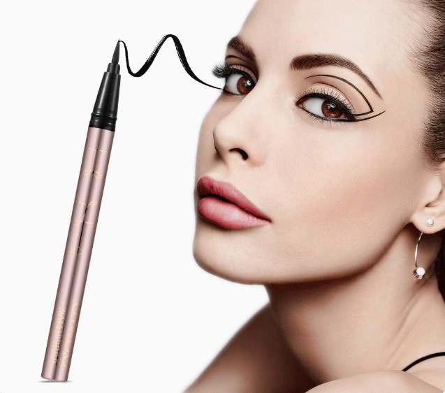 Eyeliner a prova di macchiare