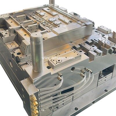 Kalup za varnostni sistem