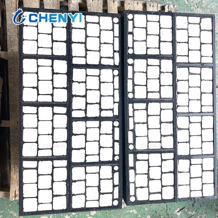 Lớp lót bằng gốm cao su cho máng