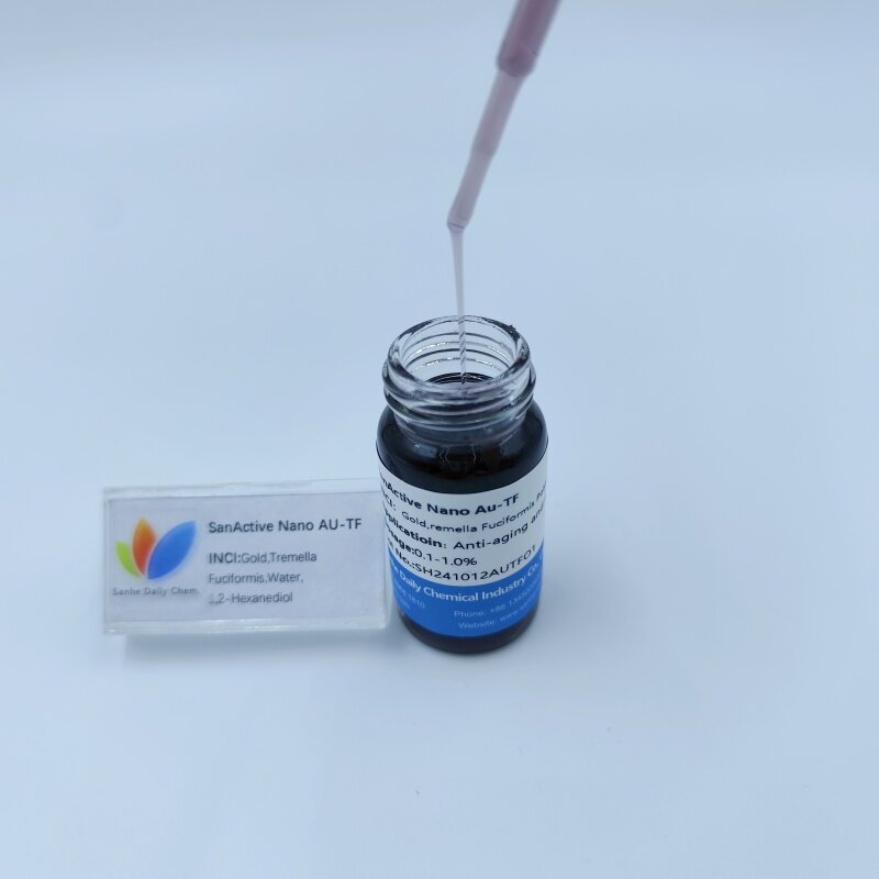 Gold、Tremella Fuciformis、Water、1,2-Hexanediol