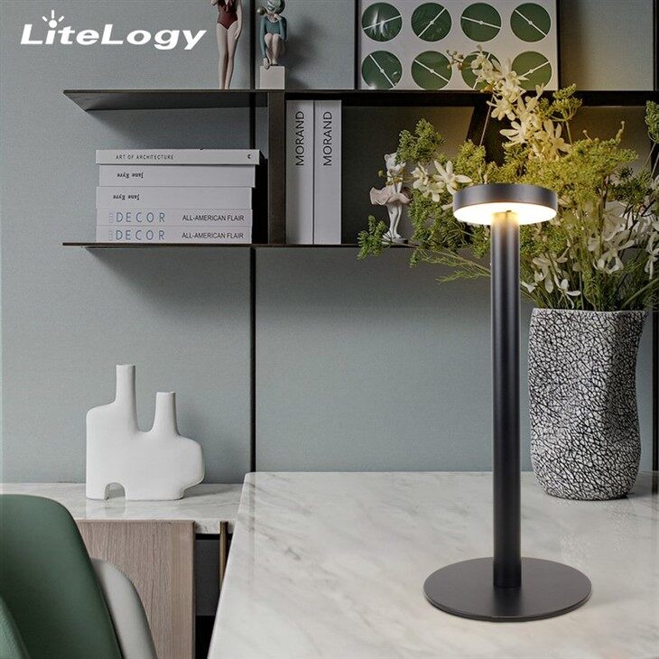 Litelogy Rechargeable table lamp BC965 (2)