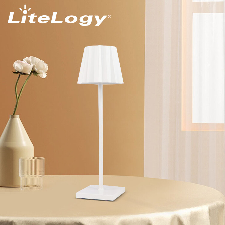 Lampe de table rechargeable moderne