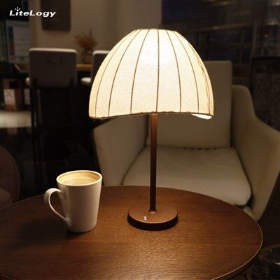 Lampe de table sans fil avec abat-jour en tissu