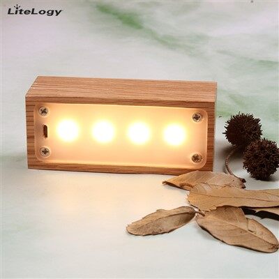 Lampada da notte in legno