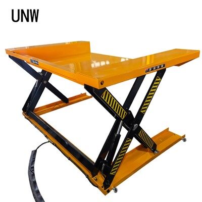 Malé zvedací stoly