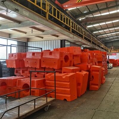 الیکٹرک ڈریجر کیبل تیرتا ہے