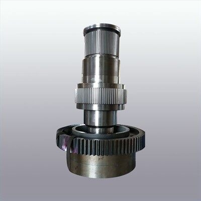 Hlavný hnací hriadeľ stroja na pretláčanie rúr