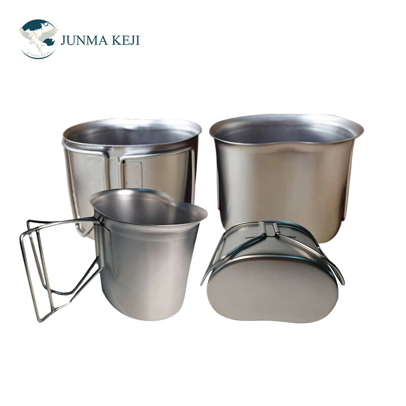 بطری آب ارتش با فنجان غذاخوری