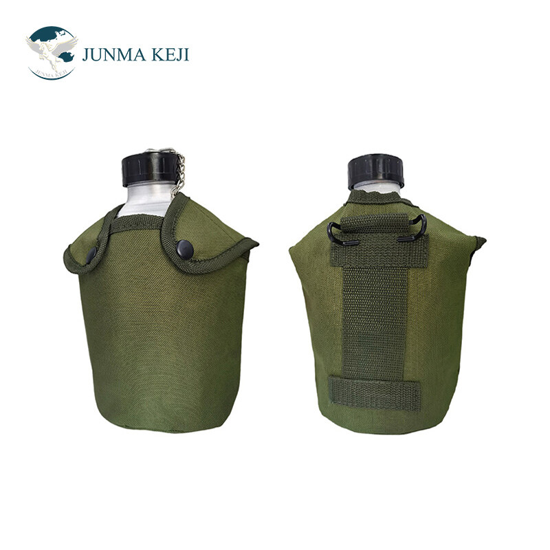 زجاجة ماء للتخييم العسكري