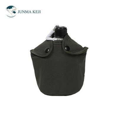 بطری آب تاکتیکی