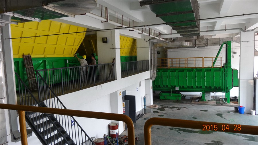 Heavy duty waste feeding apron conveyor 