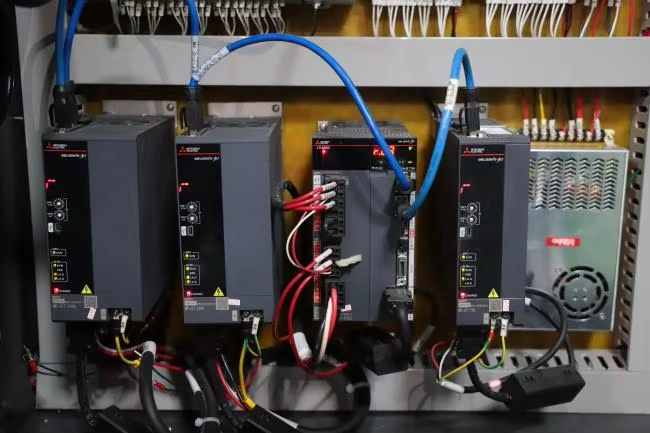 Fully Automatic PET Bottle Blowing Machine