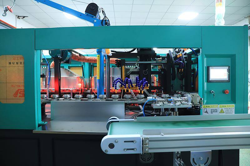 Машина за формоване на буркан