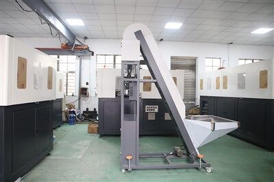 Machine de moulage automatique