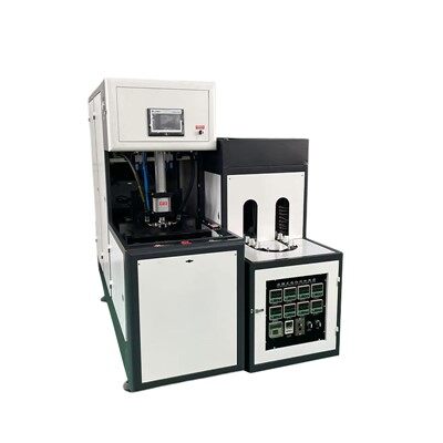 Blåsningsmaskin för plastflaska