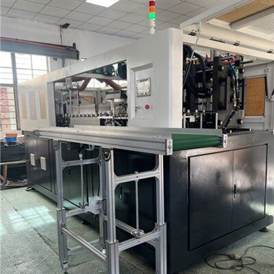 Műanyag palack fúvógép