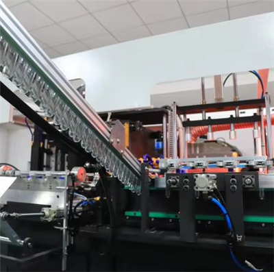 플라스틱 오일 병 만들기 기계