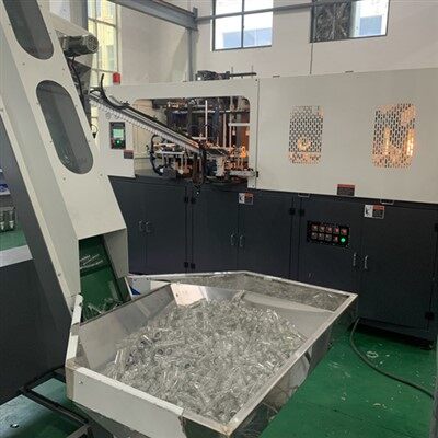 Fľašková fľaša na predform