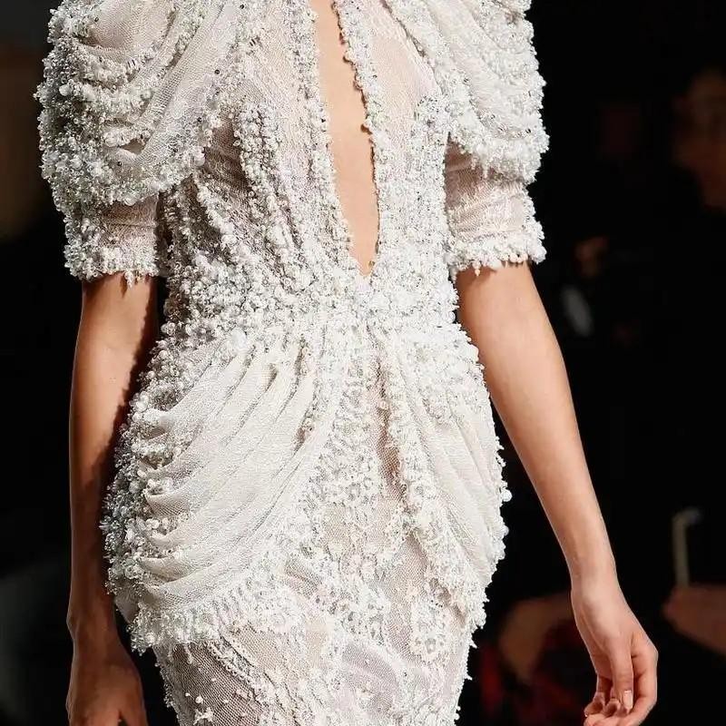 Flocked fabric