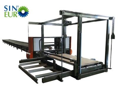 Linha de montagem de verniz do núcleo de madeira compensada