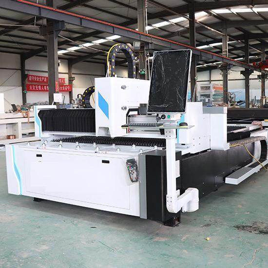 Stolní CNC laserový řezací stroj na kov